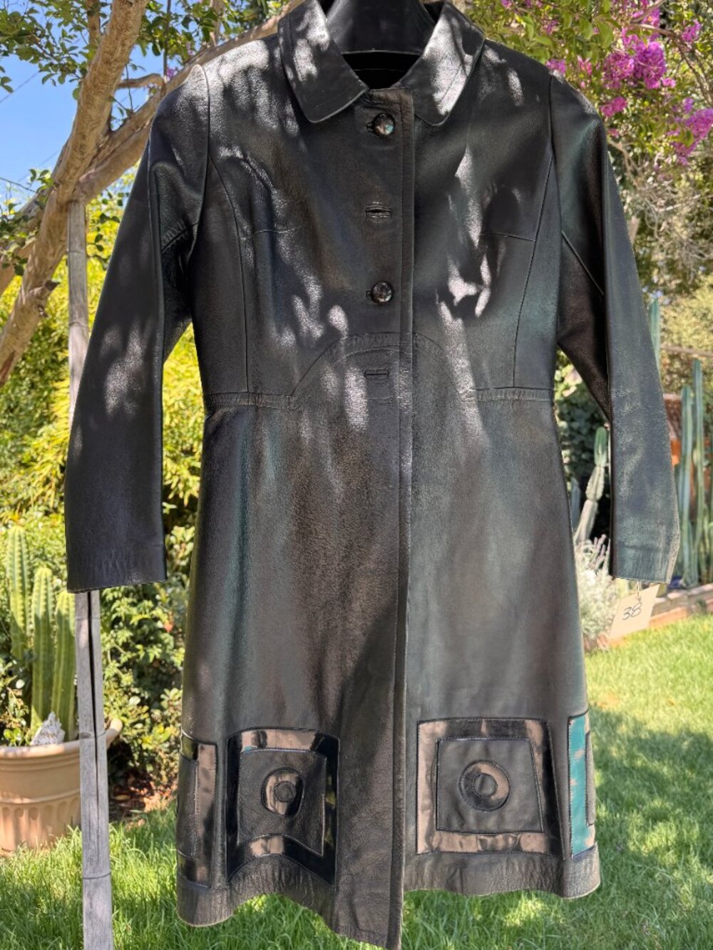 Vintage 1960s Mod Black Leather Trench Coat – Gamolín Barcelona – Sony Pictures